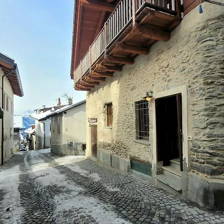 3 Lovely & Sauze Alpstuga