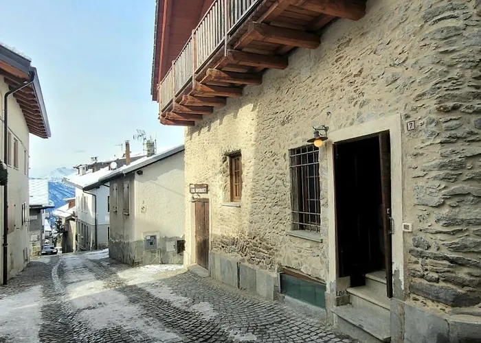 3 Lovely & Sauze Chalet